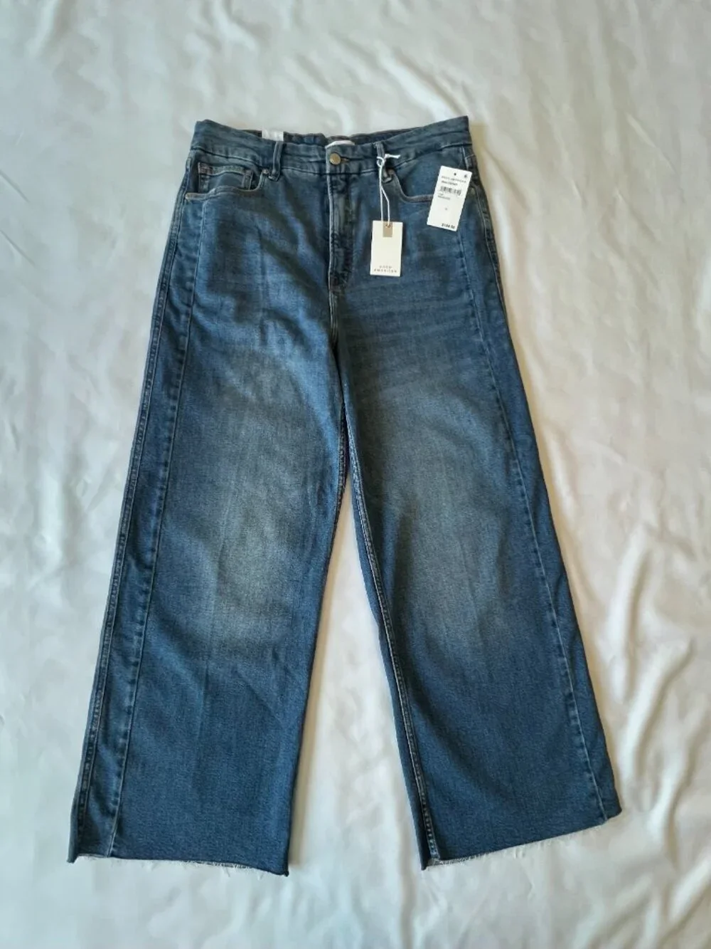 NWT Good American Size 12 Good Skate High Rise Cropped Loose Leg Jeans Raw Hem - Picture 4 of 16